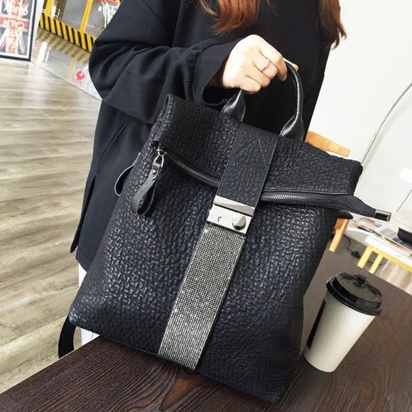 Female backpacks for leisure travel backpacks main image 7